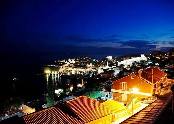 诺瓦克公寓酒店